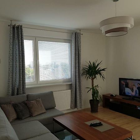 Hennela Apartment ワルシャワ エクステリア 写真