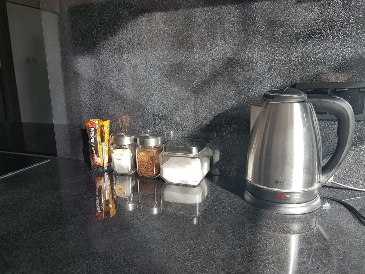Hennela Apartment ワルシャワ エクステリア 写真